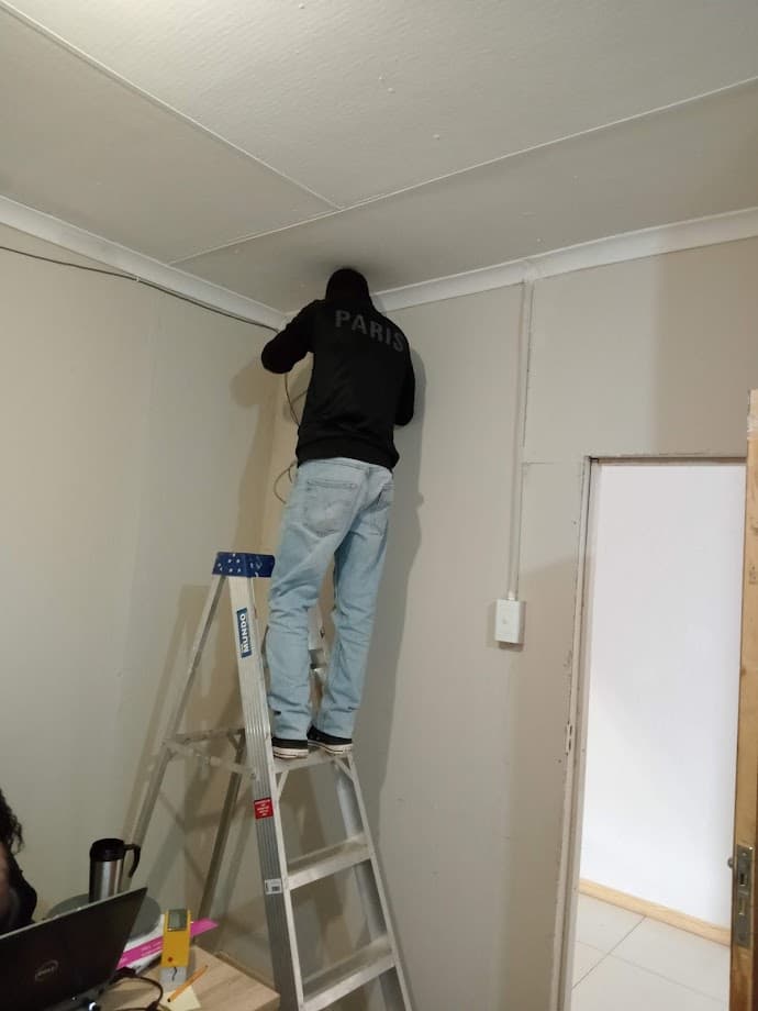 Choosing the Right CCTV System for Your Home